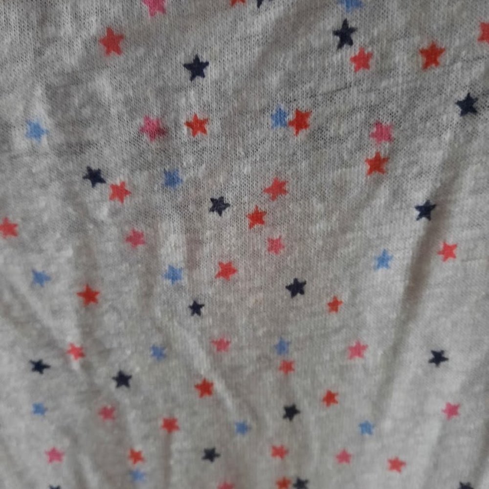 Talbots White Short Sleeve V Neck Tee Multicolor Stars NWT Sz XL - Picture 4 of 4